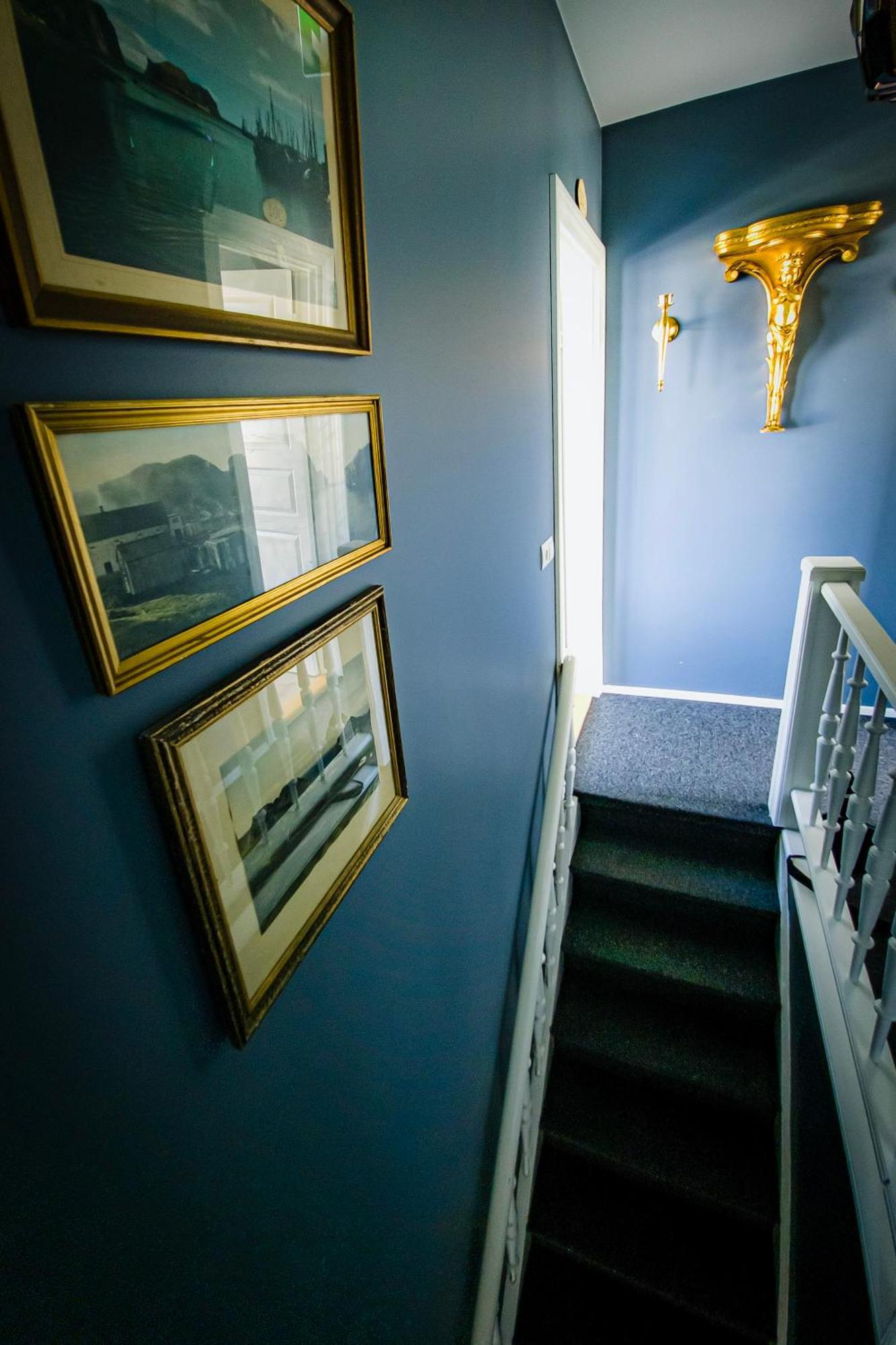Guesthouse Holl Вестманнаейяр Екстер'єр фото